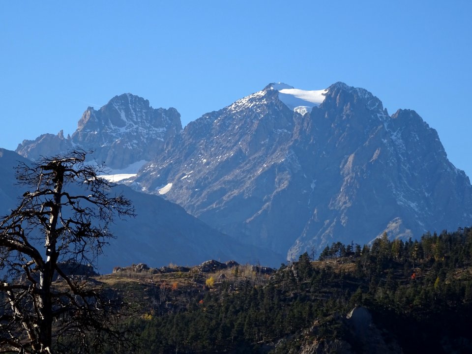 Le Pic Sans Nom et le Mont Pelvoux 