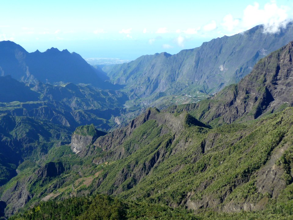 Cirque de Cilaos, îlet à Cordes et l'océan indien 