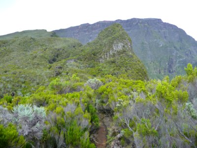 En se retournant, un dernier regard vers le Piton des Neig… 