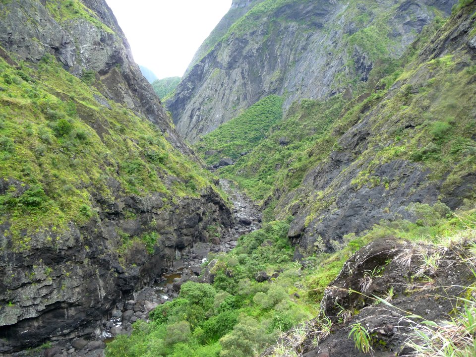 La grande courbe de la Rivière des Galets autour du Bronch… 