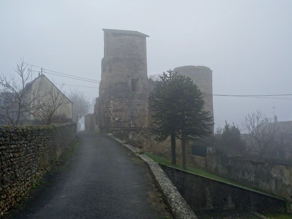 Ruines du château de Mondoubleau, Loir-et-Cher 