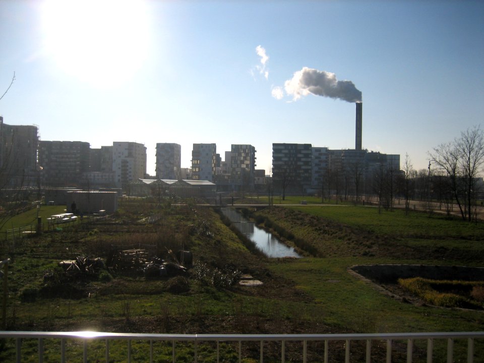 Grand parc de Saint-Ouen et jardins, cheminée du SYCTOM, S… 