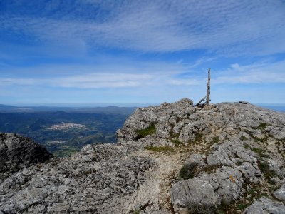 Vue depuis le sommet du Monte Corrasi (1463m), Orgosolo et… 