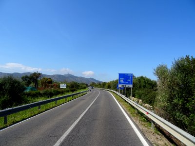 Avant la bifurcation vers l'intérieur de la Sardaigne en d… 