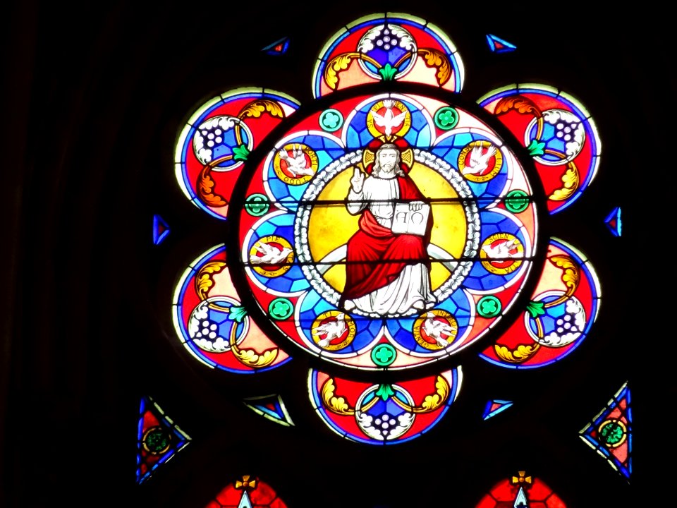 Détail d'un vitrail, Basilique Notre-Dame de Montligeon, L… 