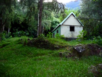 Replat herbeux et la Chapelle de Cap Blanc 