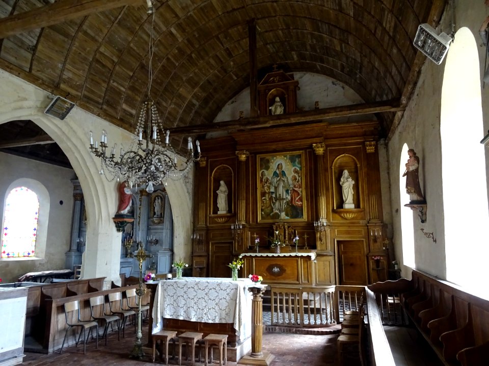 Intérieur de l'église Notre-Dame de l'Assomption de Marcha… 