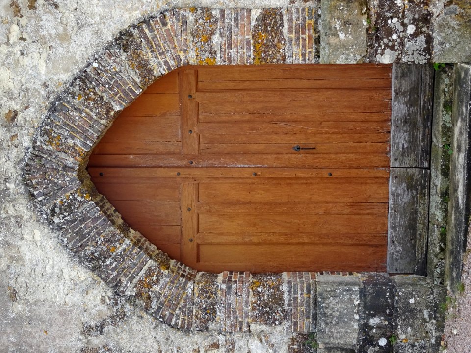 Porte de l'église Notre-Dame de l'Assomption de Marchainvi… 