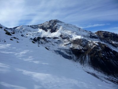 Descente et vue vers la Pointe de l'Aiglière, toute poudré… 