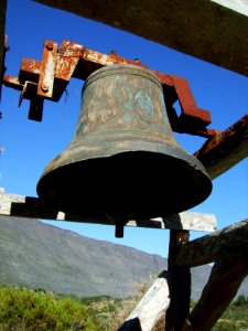 Cloche de la chapelle de Marla, cirque de Mafate 