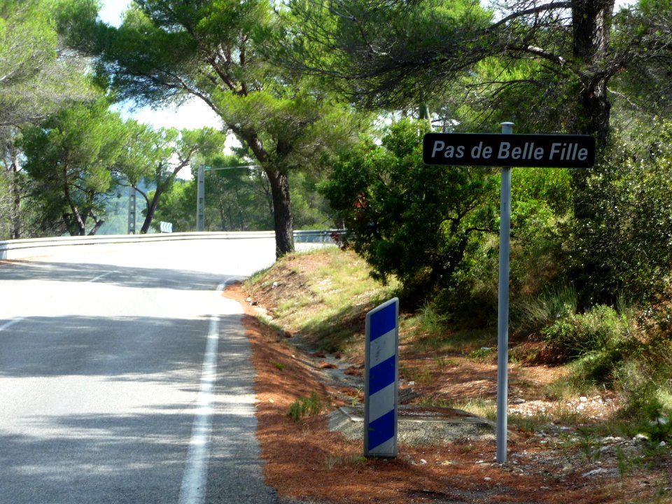 Le Pas de Belle Fille (210m) entre Cassis et La Ciotat 