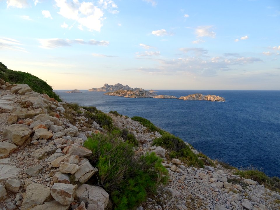 Ile de Jarre et île de Maïre 