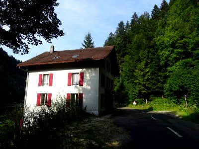 Maison forestière suisse, gorges du Doubs 