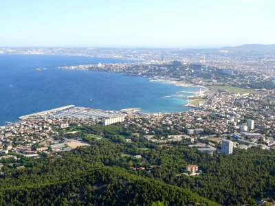 Port de Pointe Rouge et château Pastré, Marseille 