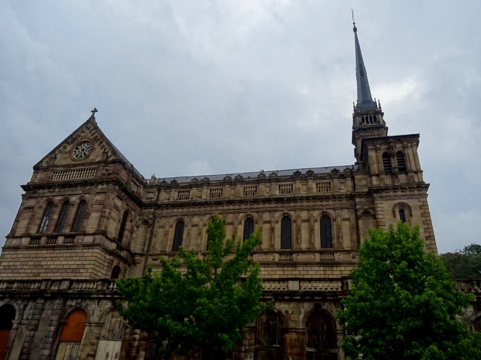 L’église Saint-Maimbœuf de Montbéliard est une église paro… 