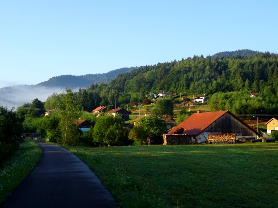 Piste cyclable, la Voie verte entre Le Thillot et St-Mau… 