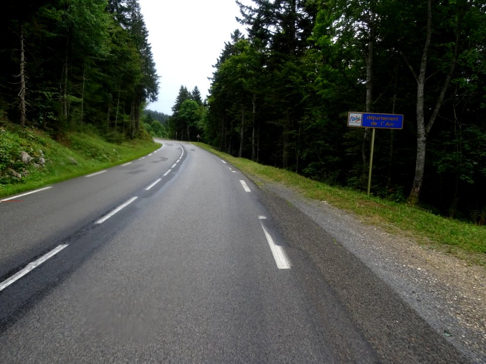 Entrée dans le département de l'Ain 