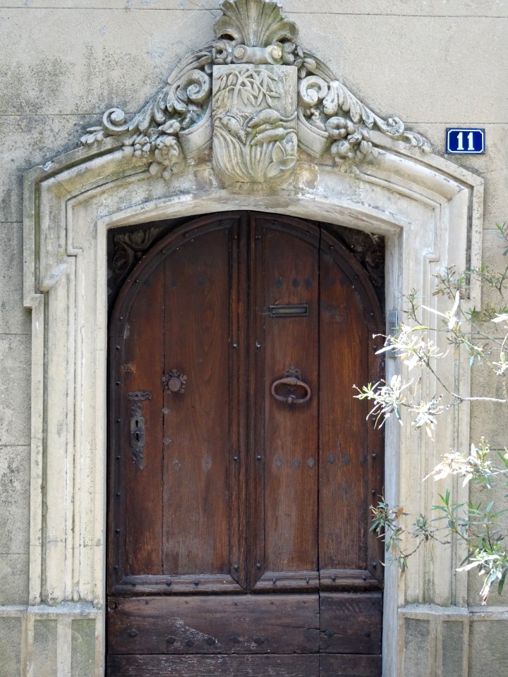 Porte ancienne d'une maison, Garéoult, Var 