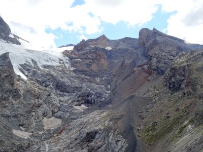 Depuis le col des Grangettes, le glacier de Séguret Foran,… 