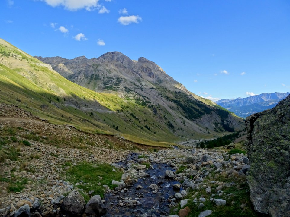 Torrent de l'Eychauda dans le vallon de Chambran et la Cim… 