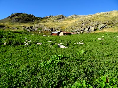 Cabane de Palluel, dans la montée vers le Grand Pinier 