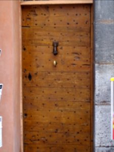 Porte dans la vieille ville, Briançon, Hautes-Alpes 