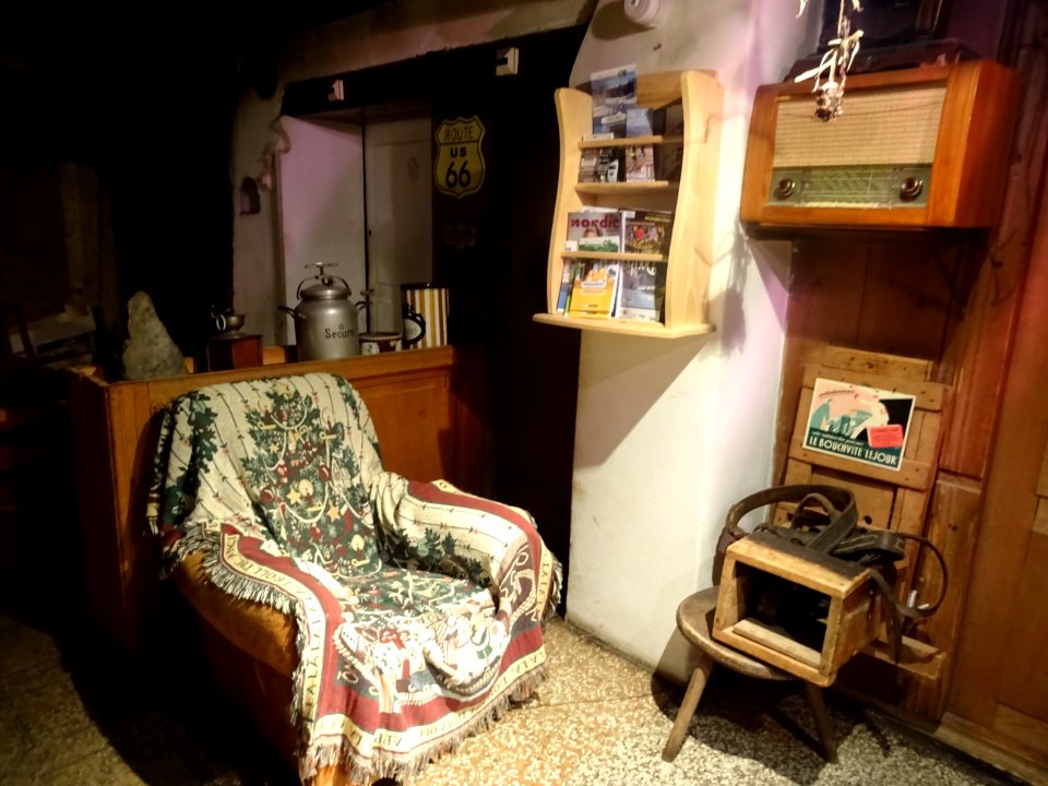 Entrée l'Auberge Sur La Roche, Les Chauffauds, Doubs 