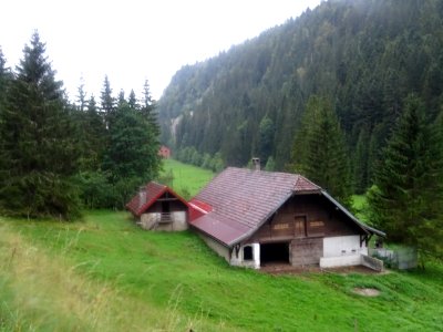 Granges dans le vallon de Noirvaux. Les effets de flou, ne… 