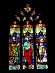 Vitrail, église Saint-Martin de Couches, Couches, Saône-et… 