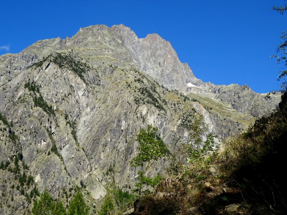 Le Mont Pelvoux, par en dessous 