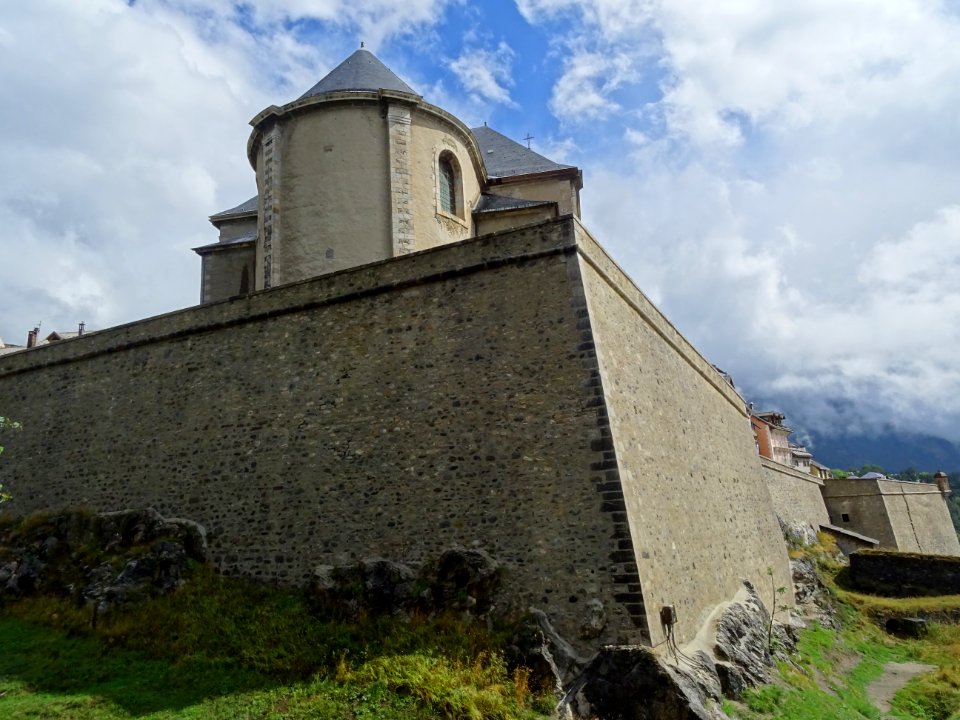 Collégiale Notre-Dame-et-Saint-Nicolas, Briançon, Hautes-A… 