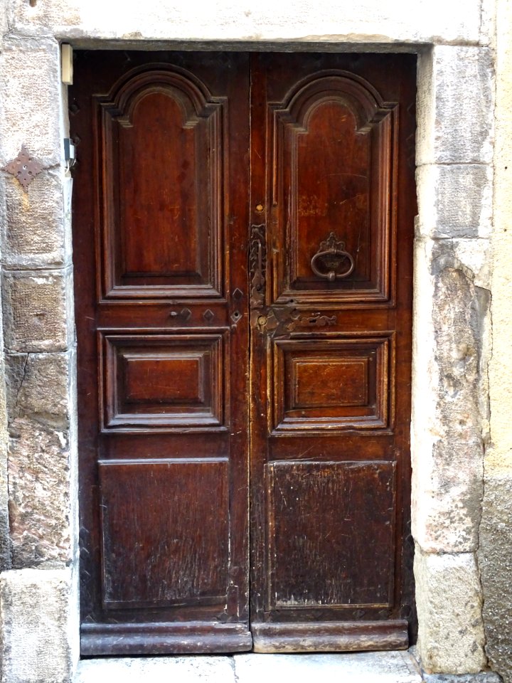Porte dans la vieille ville, Briançon, Hautes-Alpes 