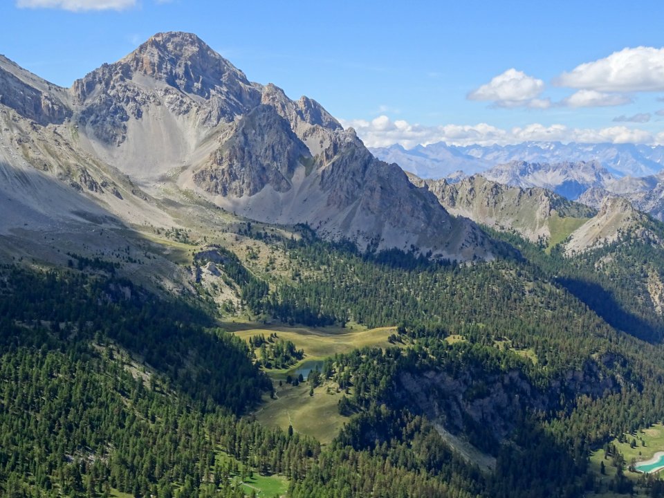 Pointe de la Saume et Lac Miroir, la retenue collinaire es… 