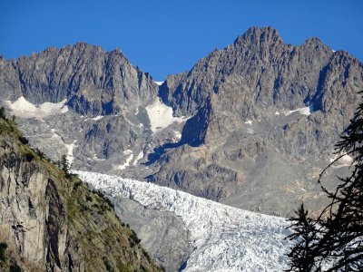 Le Col Emile Pic, le pic de Neige Cordier et le Glacier Bl… 
