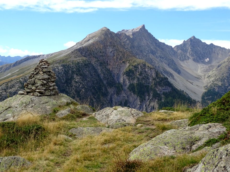 Deuxième cairn à la Tête de la Draye 