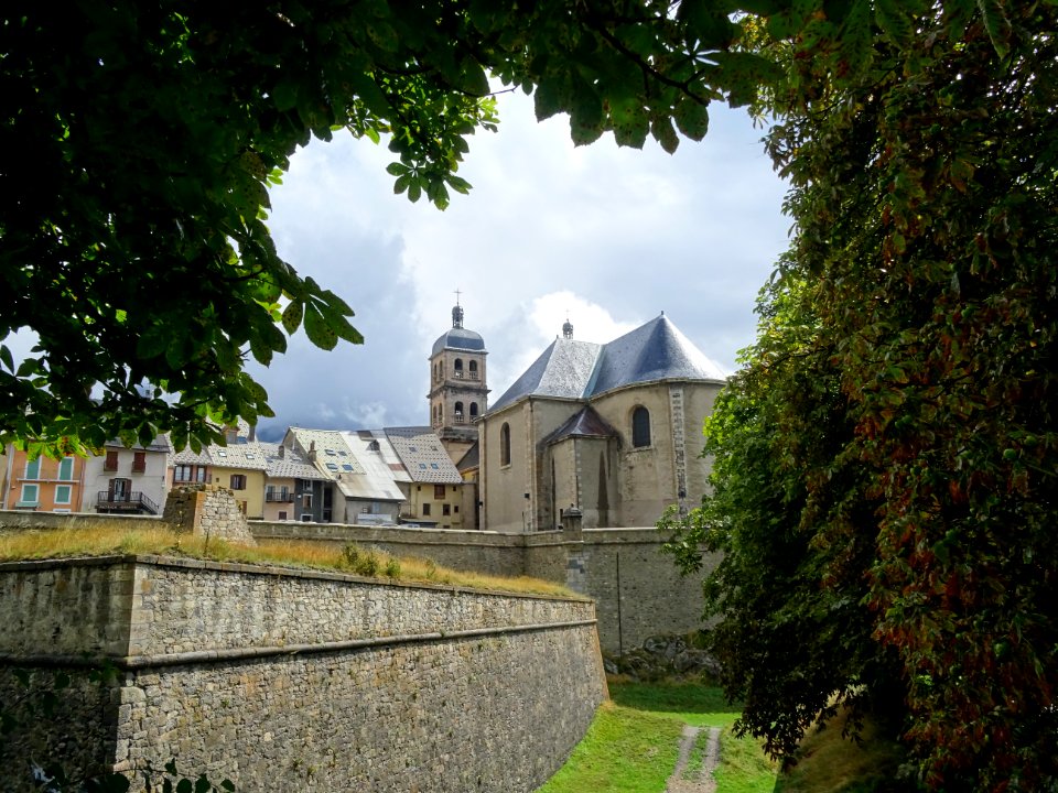 Collégiale Notre-Dame-et-Saint-Nicolas, Briançon, Hautes-A… 