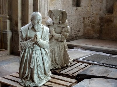 Statues, cathédrale Saint-Lazare, Autun, Saône-et-Loire 