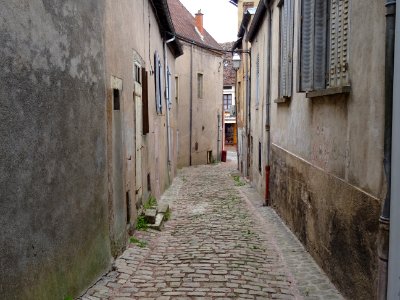 Rue Savot, pavage ancien, Saulieu, Côte-d'Or 