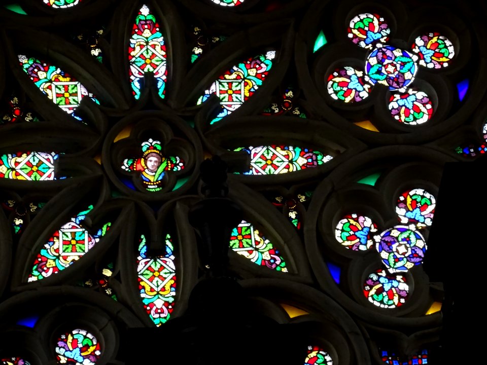 Rosace, Cathédrale Saint-Vincent, Chalon-sur-Saône, Saône-… 