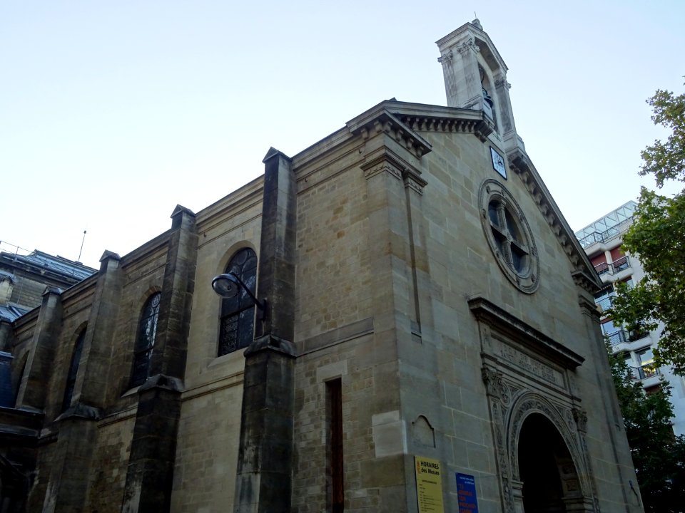 L’église « ancienne » Saint-Honoré-d’Eylau, place Victor-H… 