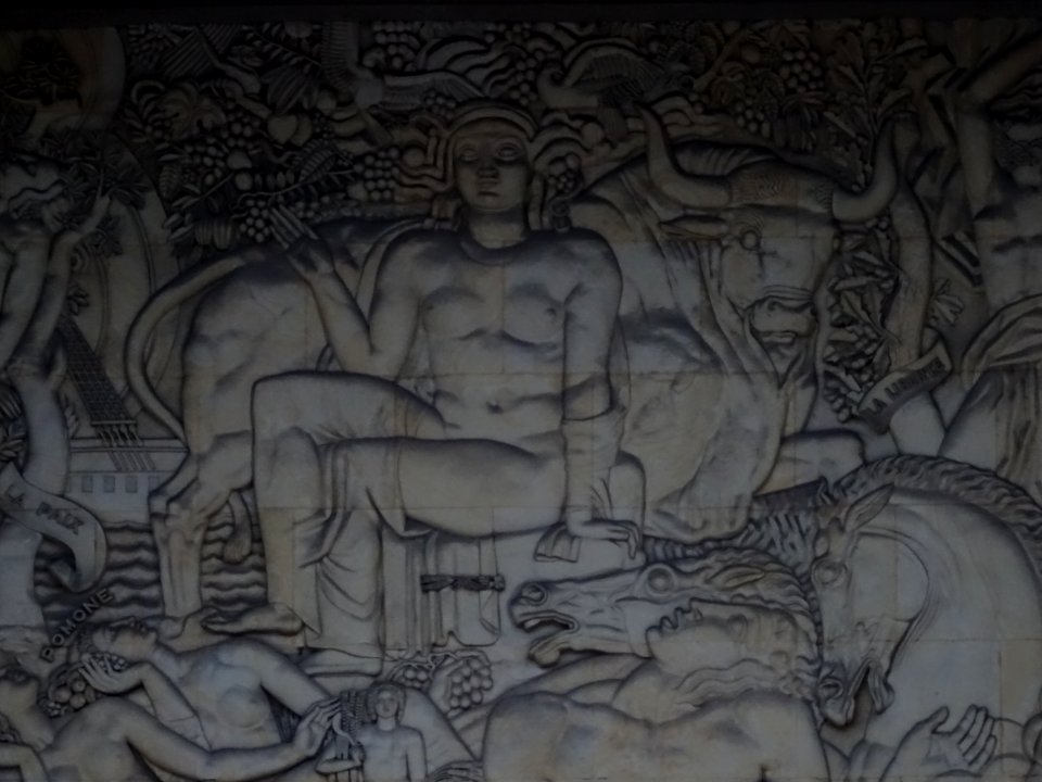Détail d'un bas-relief, Musée de l’histoire de l’immigrati… 