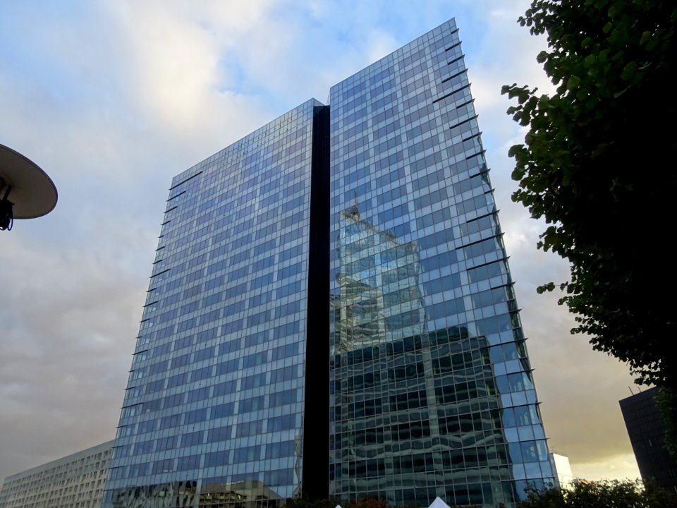 Reflets de la tour First 