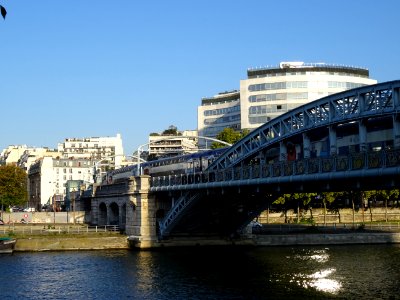 Métro et Maison de la Radio, 16e arr., Paris photo