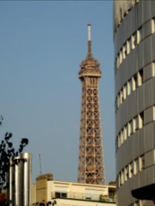 Maison de la Radio et Tour Eiffel photo