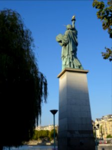 Statue de la Liberté du pont de Grenelle, Paris 