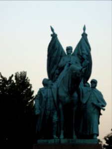 Un monument en bronze, à la gloire du roi Alexandre 1er de… 
