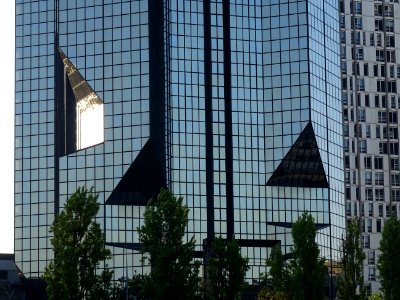 Reflets, tour dans le quartier Beaugrenelle 