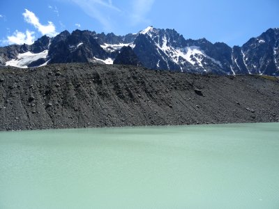 Lac du Glacier d'Arsine et la Montagne des Agneaux, Hautes… 