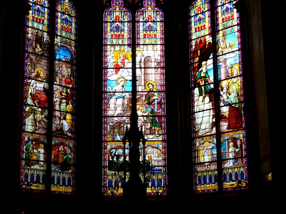 Vitraux, chapelle des sœurs Sainte-Marie-de-la-Famille de … 