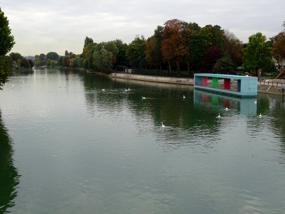 La Marne depuis le Pont Maunoury entre Pomponne à gauche e… 
